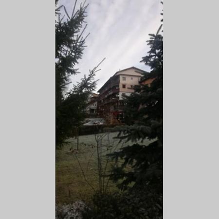 Large Vacation Apartment In Brassópojána Kültér fotó
